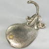 茄子のブローチ（銀） Brooch,silver　5-24-1の写真